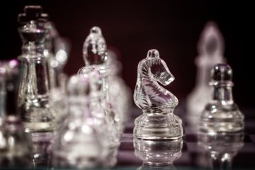 glass chess pieces