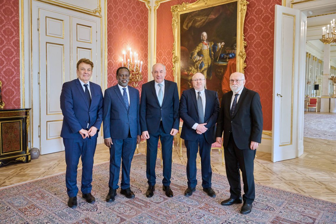 Ferenc Miszlivetz Tshilidzi Marwala Tamas SulyokPhilippe De Lombaerde Janos Bogardi