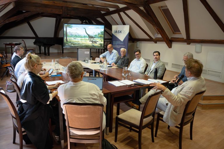 iask summer seminar